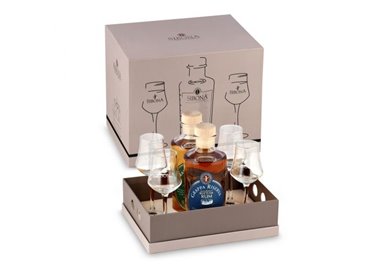 Distilleria Sibona - Box Tray 1bt. Grappa Botti da Rum and 1bt Grappa Botti da Madeira with 4 glasses (2x50cl)