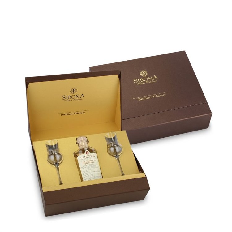 Distilleria Sibona - Confezione Regalo Galleria Sibona (1x50cl) Grappa di Arneis con 2 bicchieri Distilleria Sibona - Confezione Regalo Galleria Sibona (1x50cl) Grappa di Arneis con 2 bicchieri