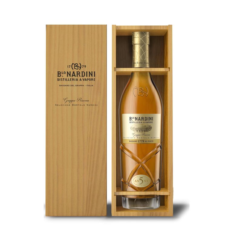 Nardini Grappa Riserva 5 years 45° wood box Nardini Grappa Riserva 5 years 45° wood box