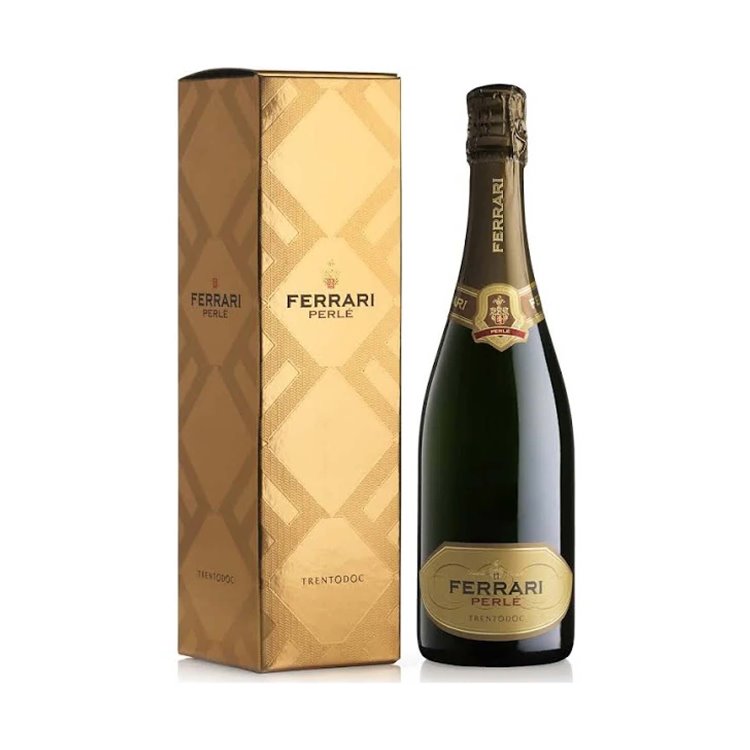 Ferrari - Trento Doc Perlè Millesimato Boxed 2017 0.75 L Ferrari - Trento Doc Perlè Millesimato Boxed 2017 0.75 L