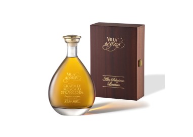 Grappa Moscato Stravecchia Albarel 40 °  Distilleria Villa De Varda 0,70 L.