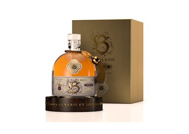 CAPULET & MONTAGUE BRANDS GMBH GIFT  RUM Jamaica 11 Years - Worthy Park 0,50