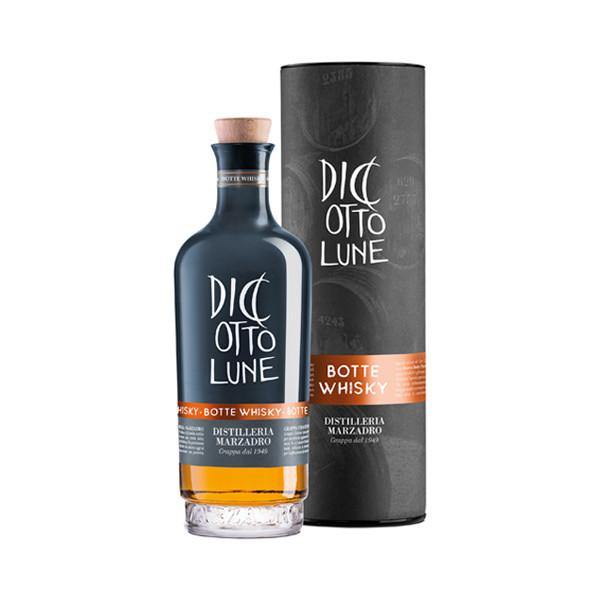 confezione-regalo-elegante-tubo-serigrafato-con-grappa-le-18-lune-riserva-botti-di-porto-42-distilleria-marzadro confezione-regalo-elegante-tubo-serigrafato-con-grappa-le-18-lune-riserva-botti-di-porto-42-distilleria-marzadro